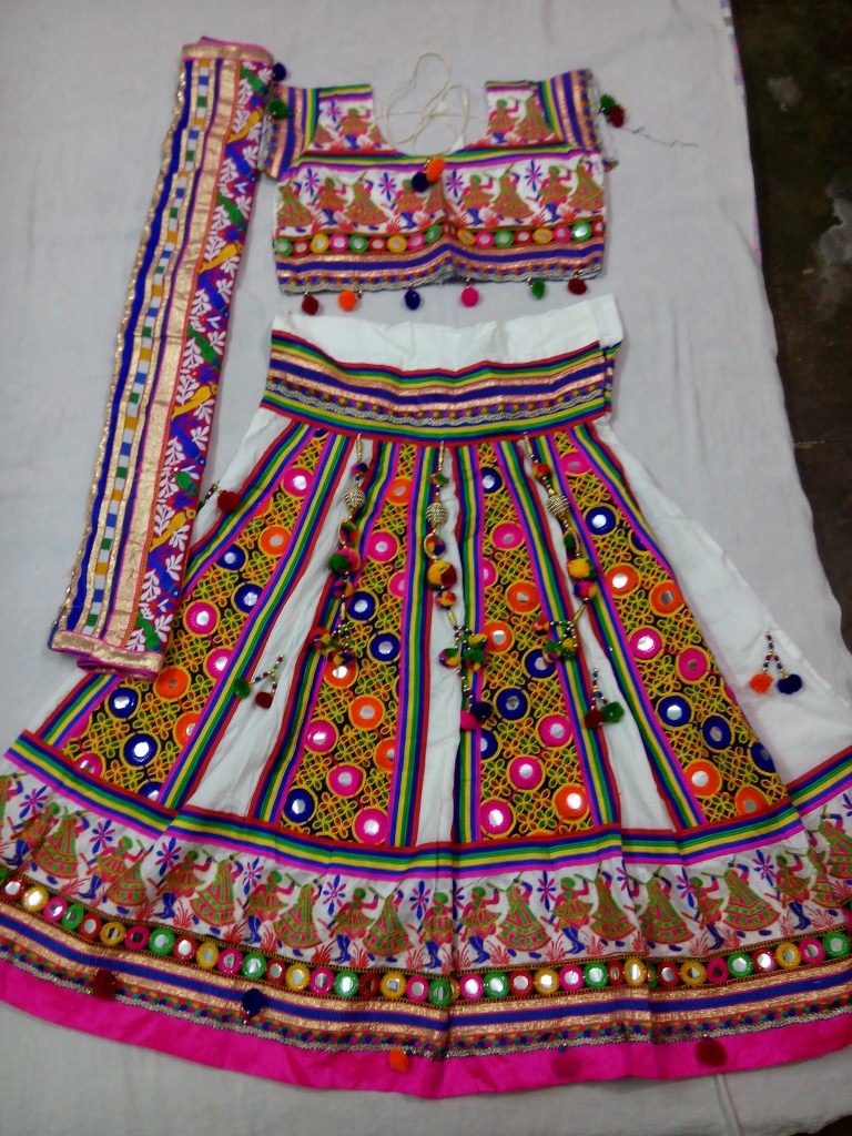 Garba Costume Rental Services at best price in Indore by Nrityanjali Kala  Kendra | ID: 13612022030